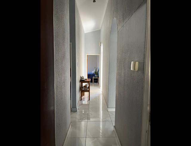 3 BEDROOM HOUSE FOR SALE IN FLORA PARK